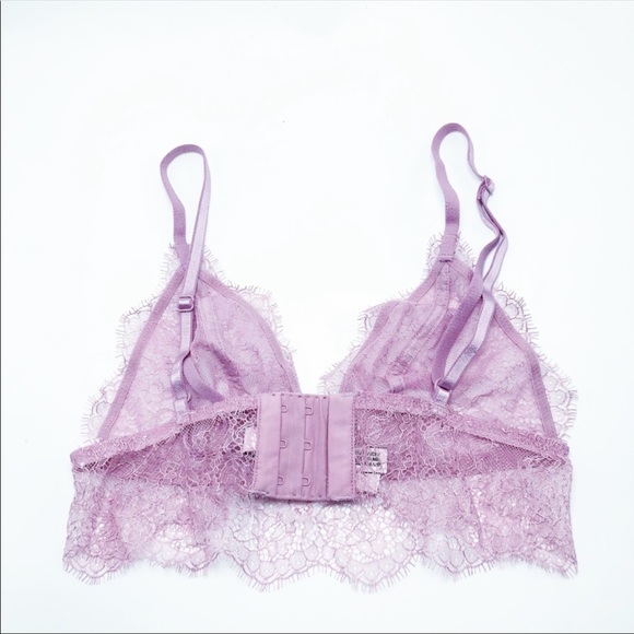 NIP Victoria’s Secret Triangle Lace Bralette in Blush - Picture 2 of 3